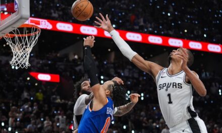 Wembanyama falla en el último segundo, los Knicks vencen a los Spurs 105-104 y se ponen 2-0 arriba en las Finales de la NBA.