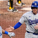 Los Angeles Dodgers estallan después de que Paul Skenes sale en una victoria de 12-3 sobre los Piratas