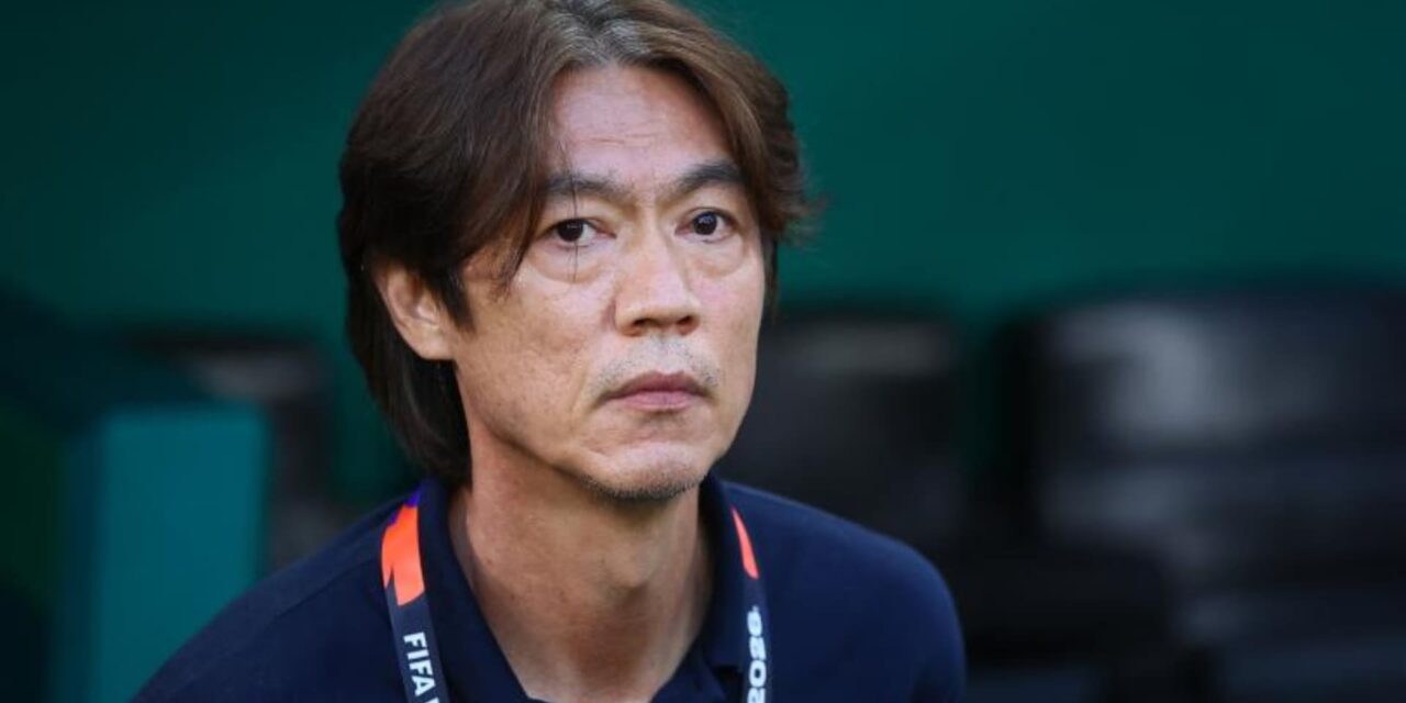 Entrenador surcoreano renuncia al cargo tras eliminación prematura y duras críticas del presidente