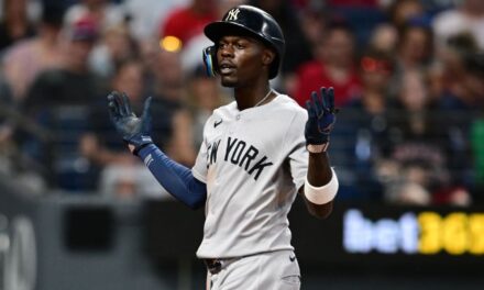 El jonrón de Chisholm al inicio de la octava entrada le da a los Yankees una victoria de 3-2 sobre los Guardians.