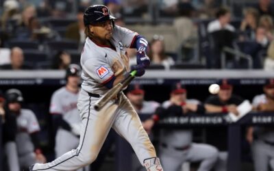 José Ramírez conecta dobles en 3 turnos al bate consecutivos y los Guardianes vencen a los Yankees 9-4.