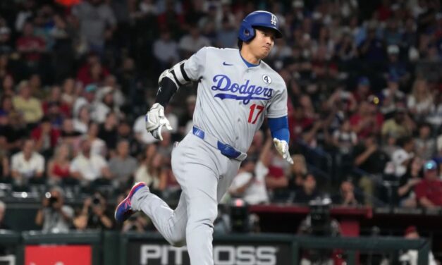 Ohtani sigue imparable, Freeman conecta un jonrón de dos carreras y los Dodgers vencen a los D-backs 6-5.