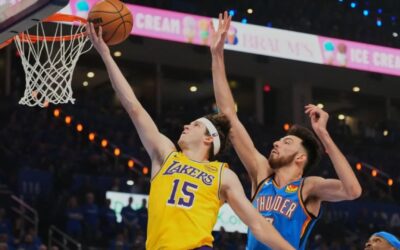 Lakers vuelven a firmar a Austin Reaves por 4 años