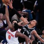 Los Knicks completan una remontada histórica tras ir perdiendo por 29 puntos y vencen a los Spurs 107-106 para ponerse 3-1 arriba en las Finales de la NBA.