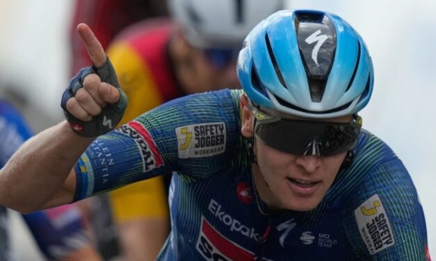 Merlier gana la 12da etapa del Tour de Francia marcada por caídas; Pogacar mantiene el liderato