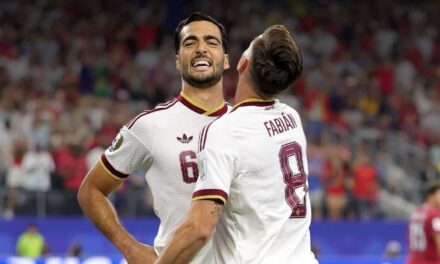 Gol de Mikel Merino en la agonía pone a España en cuartos 