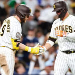 Ty France rompe el empate con un jonrón y los Padres superan 8-7 a Azulejos