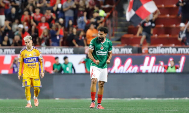 Los Xolos se imponen a los Tigres con goles agónicos