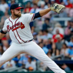 Bryce Elder da respiro al bullpen y guía a los Bravos a un 3-2 sobre los Padres