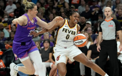 Kelsey Mitchell anota 29 puntos, Fever se impone a Mercury por 92-89.