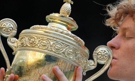 Jannik Sinner conquista Wimbledon por segundo año seguido al superar a Alexander Zverev en la final
