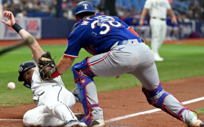 Jonrón de Cedric Mullins en la 8VA entrada impulsa a Rays sobre Rangers en victoria 3-2