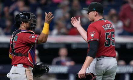Los Diamondbacks anotaron 4 carreras en la octava entrada para vencer a los Guardians 4-1
