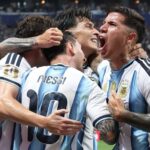Argentina logra remontada ante Egipto y avanza a cuartos de final