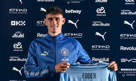 Phil Foden firma una extensión de contrato con Man City hasta 2030