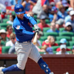 Bregman le da la victoria a los Cubs por 4-2 sobre los Cardinals en 10 entradas.