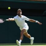 Djokovic logra ante Safiullin su victoria 106 y supera a Roger Federer en Wimbledon
