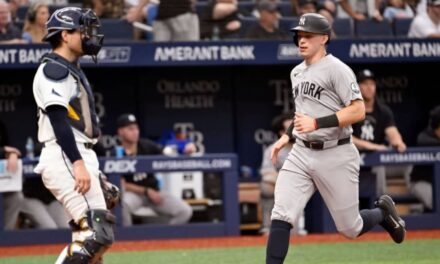 Ben Rice pega 2 jonrones y Yankees vencen 12-4 a los Rays para dividirse la serie