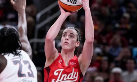 Caitlin Clark votó titular por tercer año consecutivo en el Juego de Estrellas de la WNBA, acompañada por dos compañeras de equipo de Fever.