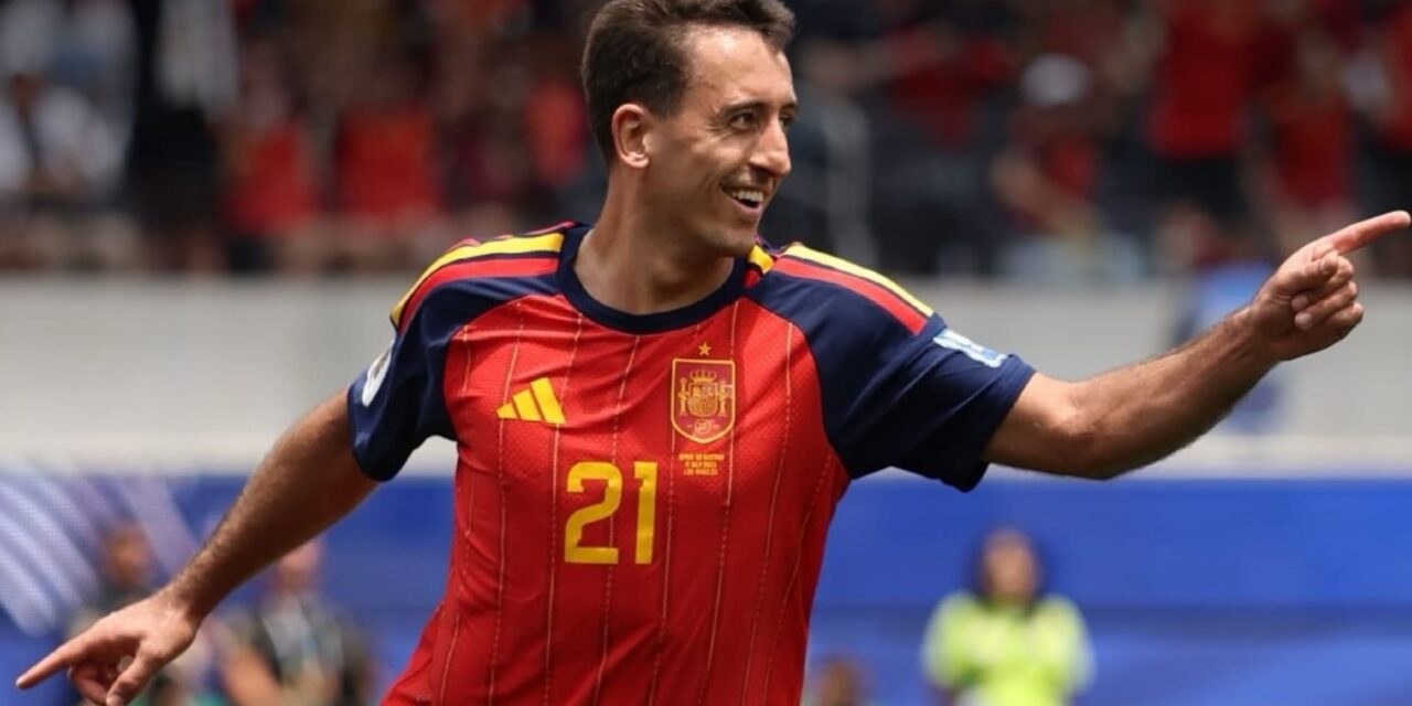 España despacha 3-0 a Austria y pasar a octavos del Mundial