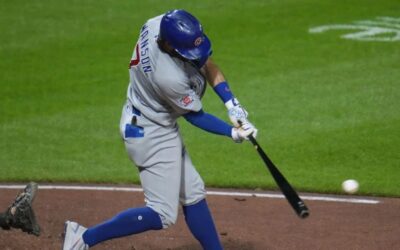 Sencillo de Swanson en la 10ma y pitcheo de Boyd llevan a Cachorros a triunfo 3-2 ante Piratas