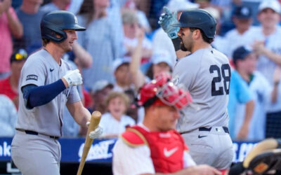 Wells y Domínguez conectan jonrón y Yankees vencen 3-1 a Filis