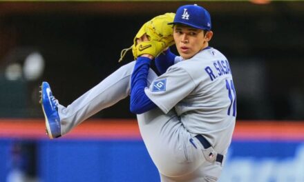 Sasaki lanza 7 entradas y Tucker pega jonrón de 2 carreras en triunfo de Dodgers, 4-2 sobre Mets