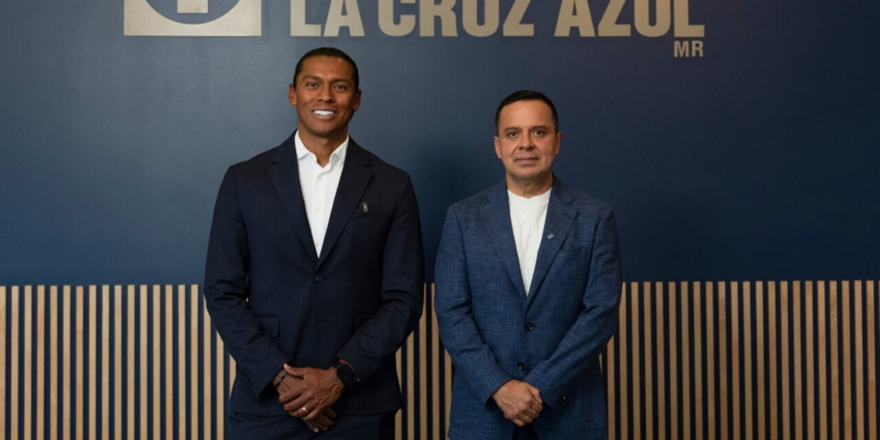 Cruz Azul renueva a Joel Huiqui