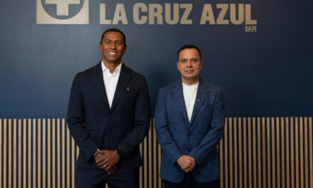 Cruz Azul renueva a Joel Huiqui