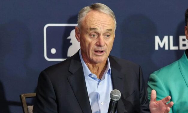 MLB y el sindicato inician conversaciones para llevar jugadores a Los Ángeles 2028