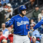 Jonrón de dos carreras de Muncy y el pitcheo de Wrobleski ayudaron a los Dodgers a derrotar a Phillies