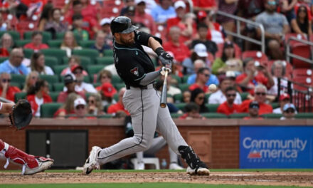 Locklear y Pfaadt ayudan a Diamondbacks a vencer a Cardenales por 10-6