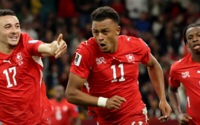 Suiza resuelve ante Argelia