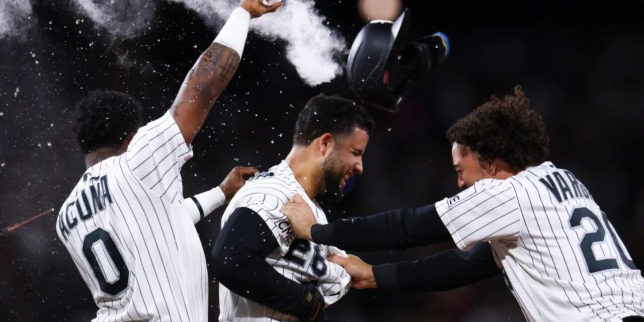 Medias Blancas superan 6-5 a los Yankees en 12 entradas con sencillo impulsor de Quero