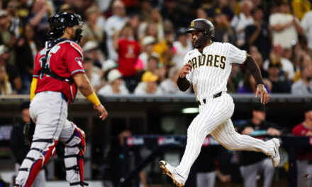 Campusano y Andújar ayudan a King y los Padres vencen a los Diamondbacks 10-4.