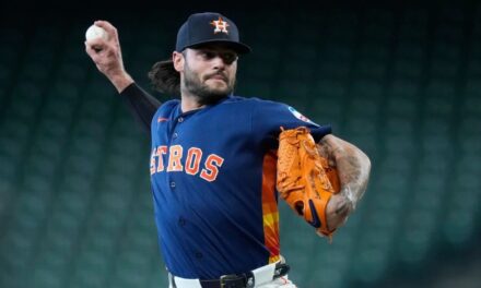 Cerveceros refuerzan rotación al adquirir a Lance McCullers Jr. y Colton Gordon de los Astros