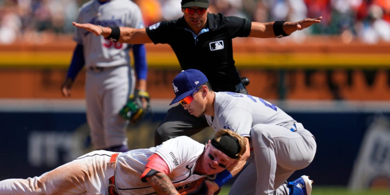 Báez se luce con el guante y el bate en la novena entrada para guiar a los Tigers a una victoria de 2-1 sobre los Dodgers.