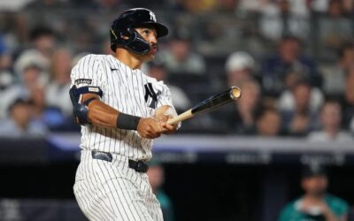 Trent Grisham pega 2 jonrones y los Yankees remontan para vencer 10-5 a los Marineros
