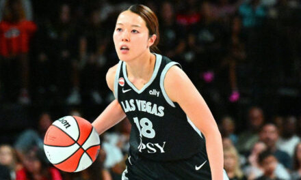Las Aces aseguran su puesto en los playoffs con una victoria de 83-76 sobre las Mystics.