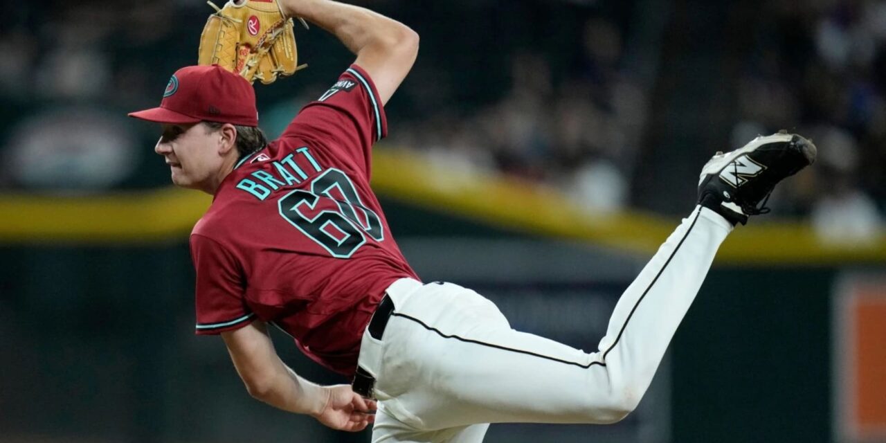 Bratt poncha a 9 bateadores, ayudando a los Diamondbacks a aplastar a los Padres por 10-4.