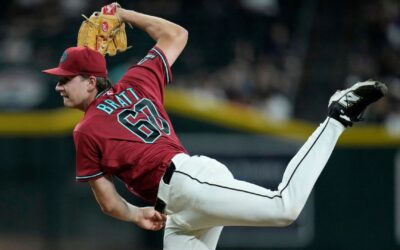 Bratt poncha a 9 bateadores, ayudando a los Diamondbacks a aplastar a los Padres por 10-4.