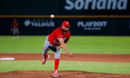 Toros se pone a una victoria de serie de zona