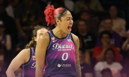 Mystics vencieron a Wings 96-92, remontando una desventaja de 20 puntos para lograr su quinta victoria consecutiva.
