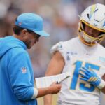 Chargers y Eagles, entre equipos de playoffs que buscan impulso con nuevos coordinadores