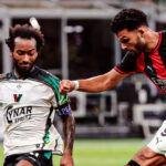 AC Milan gana ante el Venezia en la Serie A