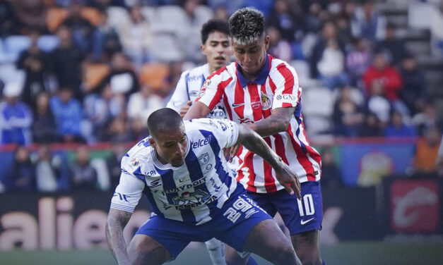 Pachuca rescata empate ante Chivas