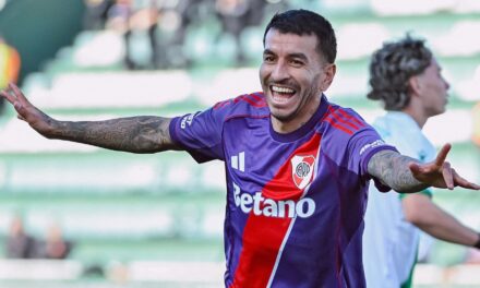 En el debut de Leonardo Ponzio como técnico, River Plate vence 3-2 a Banfield en liga argentina