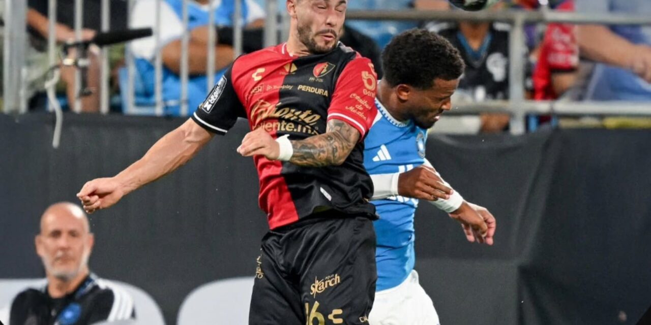 Atlas cae ante Charlotte 