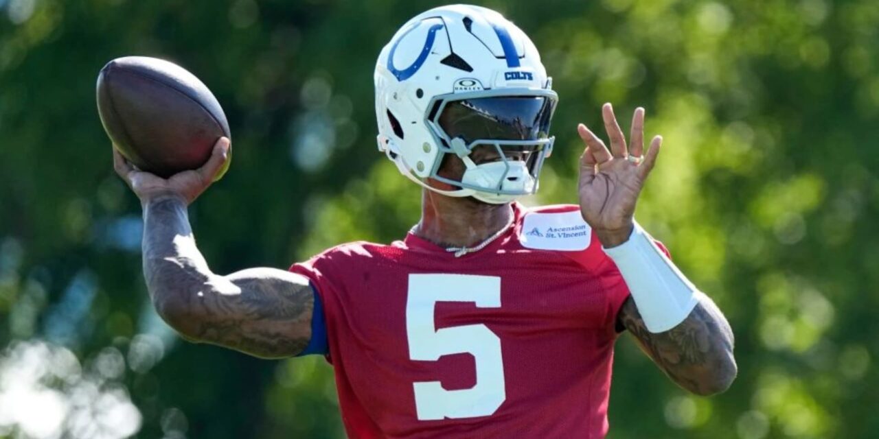 Richardson se conforma con los Colts y lucha por ser quarterback suplente