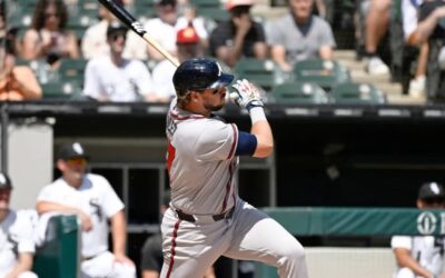 Holmes lleva juego sin hits hasta la 7 y Riley impulsa en triunfo de Bravos 2-0 ante Medias Blancas